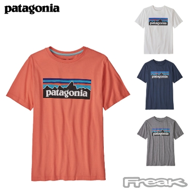 パタゴニア PATAGONIA キッズ ボーイズ Tシャツ 62163＜ Boys' Regenerative Organic Certification Cotton P-6 Logo T-Shirt  ボーイズ・リジェネラティブ・オーガニック・サーティファイド・パイロット・コットン・P-6ロゴ・Tシャツ＞ 2022SS※取り寄せ品